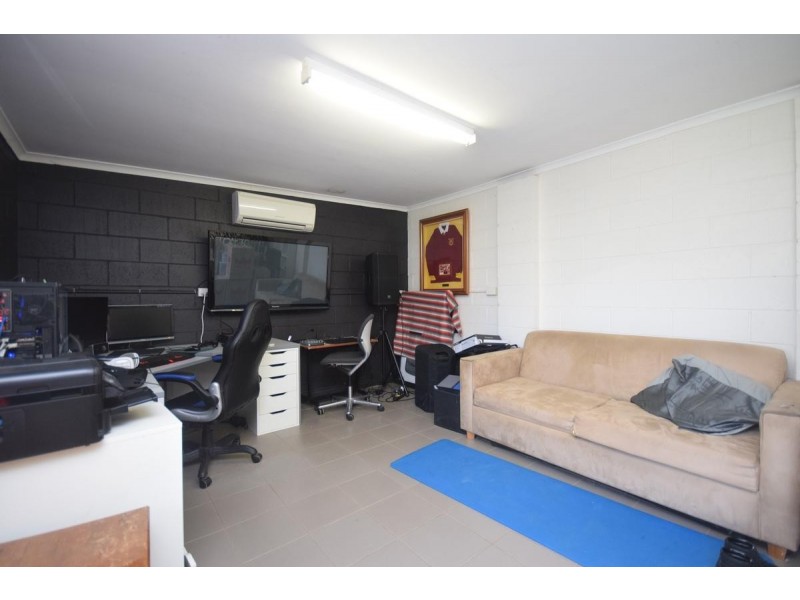 327 Military Road, Henley Beach SA 5022