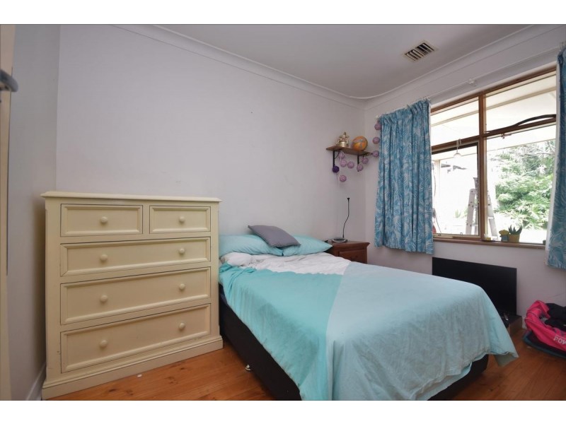 327 Military Road, Henley Beach SA 5022