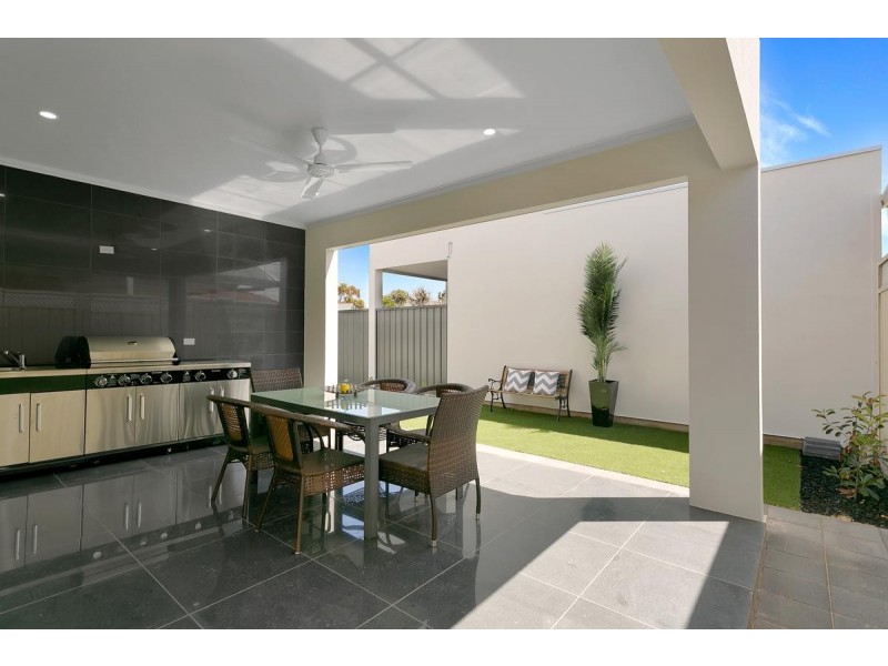 9 Market Corner, Fulham Gardens SA 5024