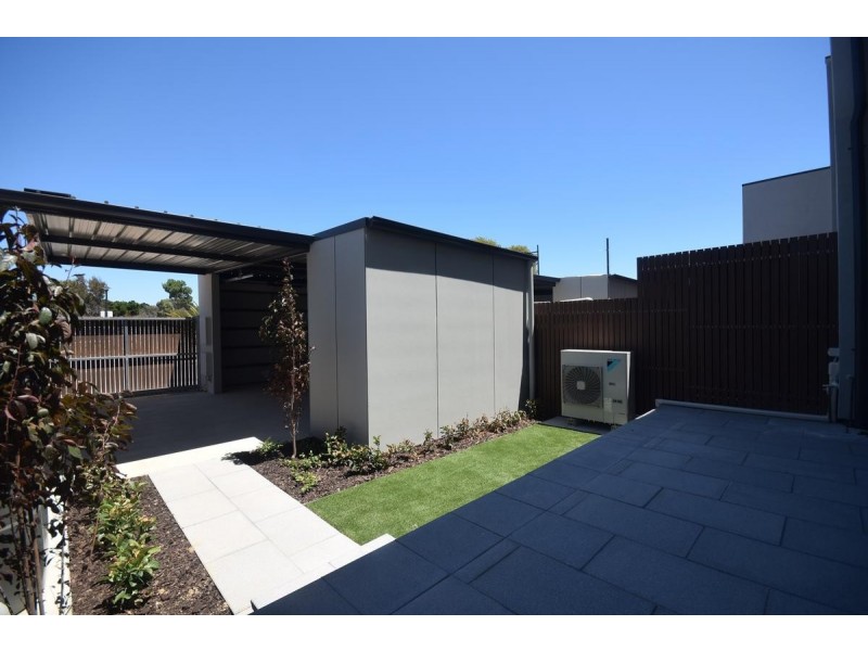 55 Troubridge Drive, West Lakes SA 5021