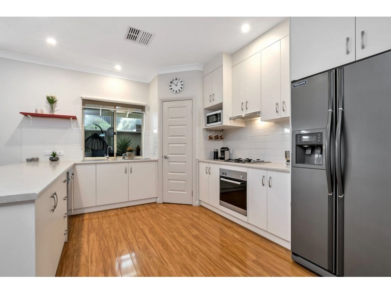 8 Thistle Avenue, Flinders Park SA 5025