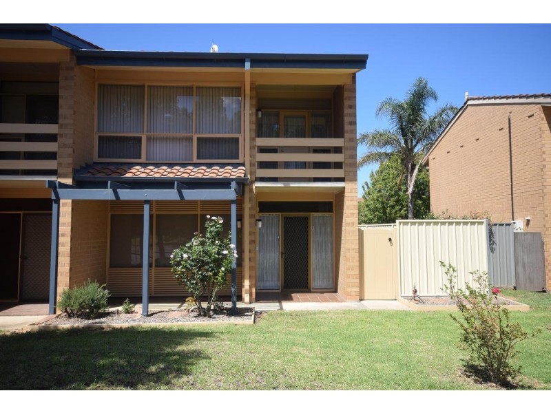 8/39 Lochside Drive, West Lakes SA 5021