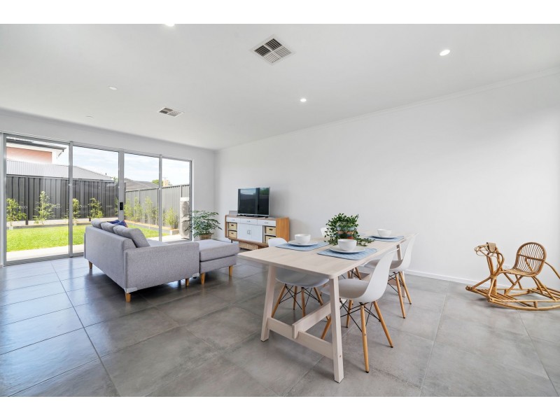 12 Levistone Street, Seaton SA 5023
