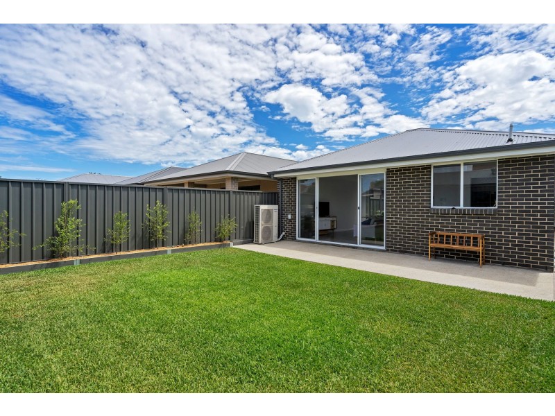 12 Levistone Street, Seaton SA 5023