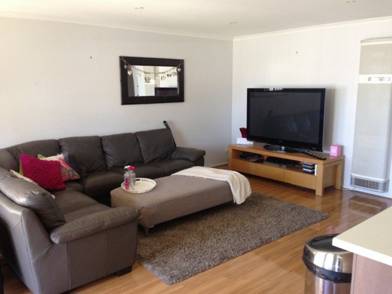 9 Mallacoota Place, West Lakes Shore SA 5020