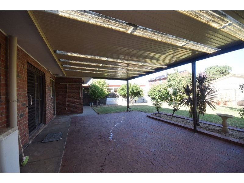 21 Newcombe Avenue, West Lakes Shore SA 5020