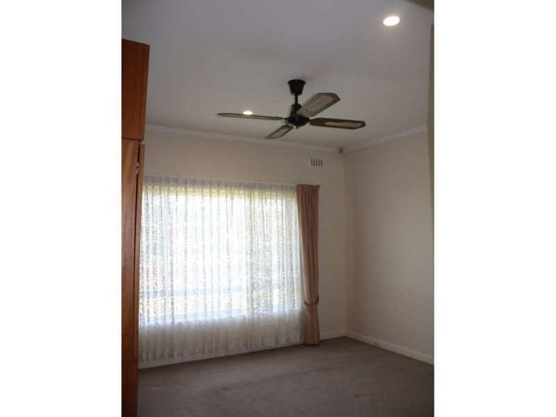 22 Shandon Avenue, Seaton SA 5023