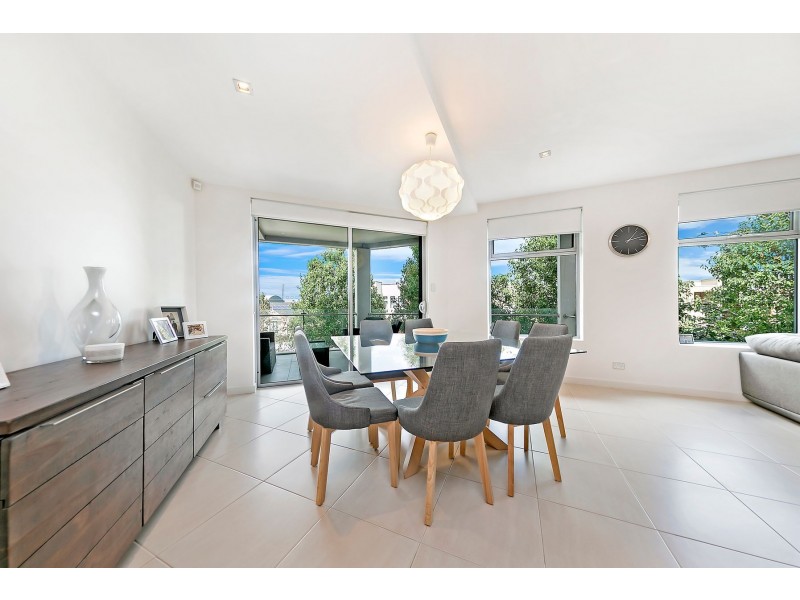 10/1 Burt Avenue, Findon SA 5023