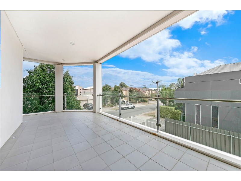 10/1 Burt Avenue, Findon SA 5023