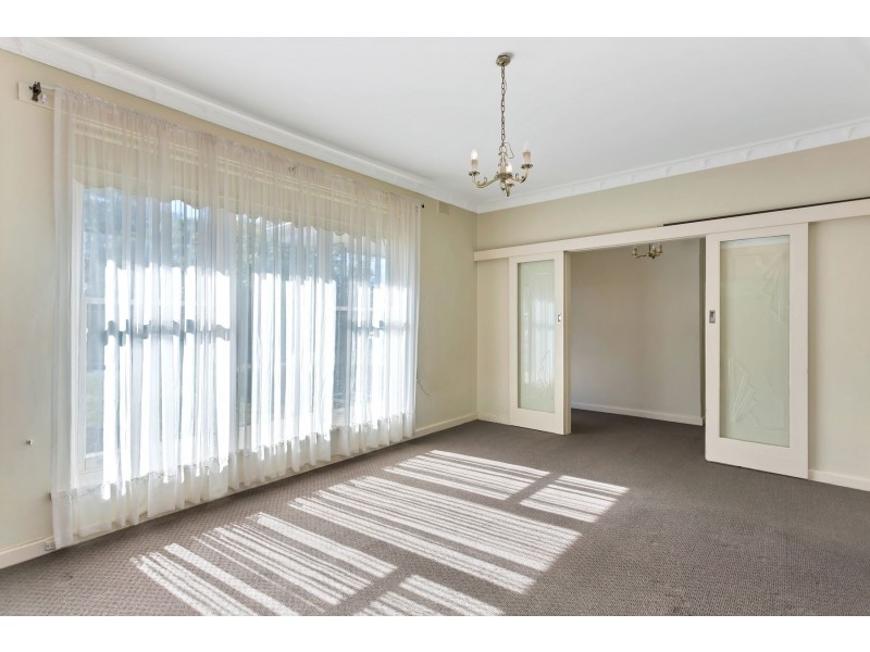 22 Sunset Crescent, Grange SA 5022