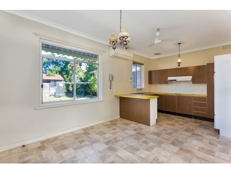 22 Sunset Crescent, Grange SA 5022