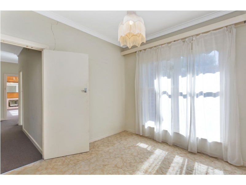 22 Sunset Crescent, Grange SA 5022
