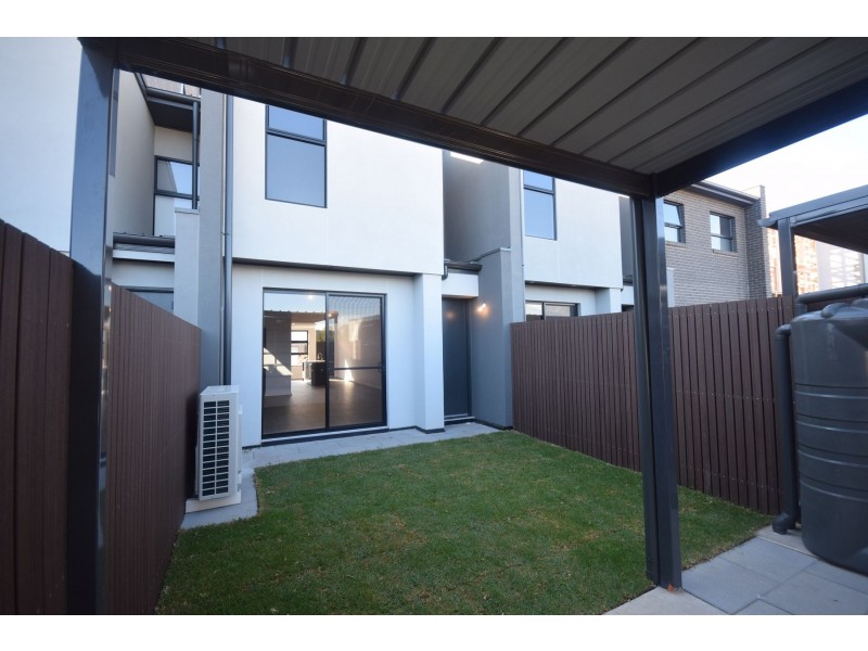 8 Colton Street, West Lakes SA 5021