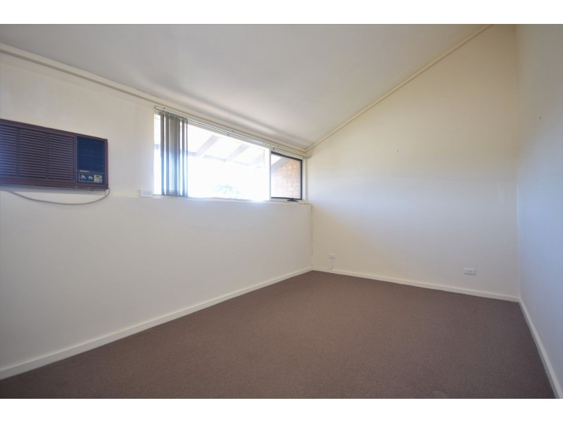 2/54 Greenfield Crescent, West Lakes Shore SA 5020