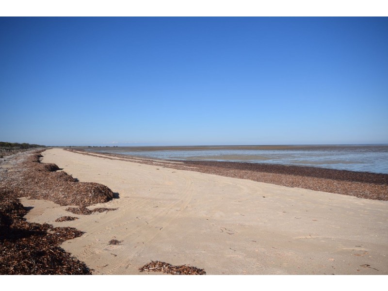 2 George Street, Webb Beach SA 5501