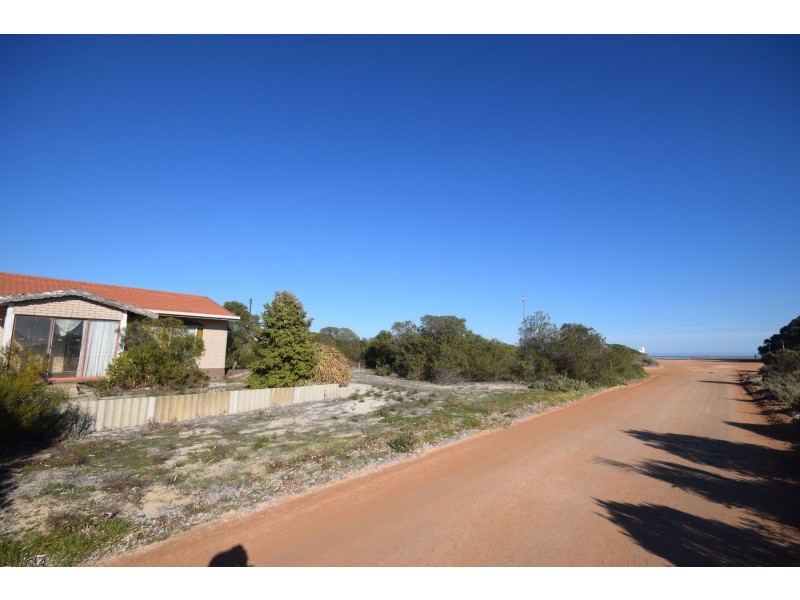 2 George Street, Webb Beach SA 5501