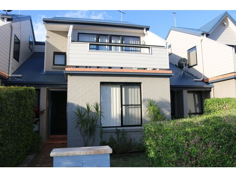 4/17-21 Mary Street, Gorokan NSW 2263