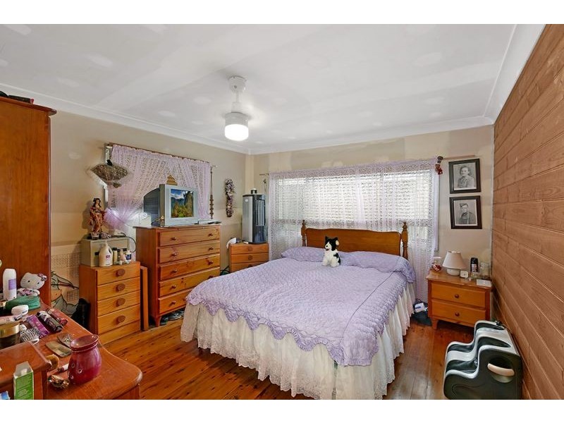 75 Leonard Avenue, Toukley NSW 2263