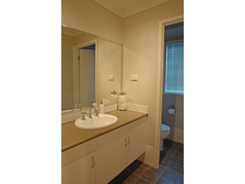 41 Nelmes Road, Blue Haven NSW 2262