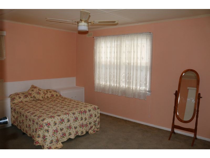 16 Gascoigne Road, Gorokan NSW 2263