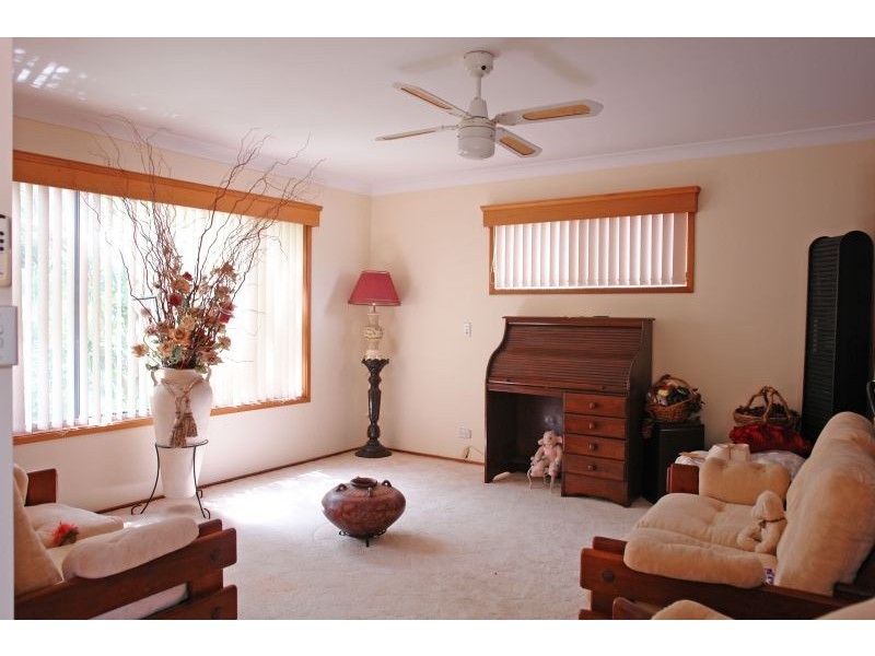 52 Panonia Road, Wyong NSW 2259