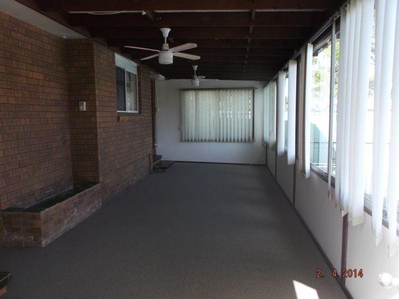 32 Swan Street, Kanwal NSW 2259