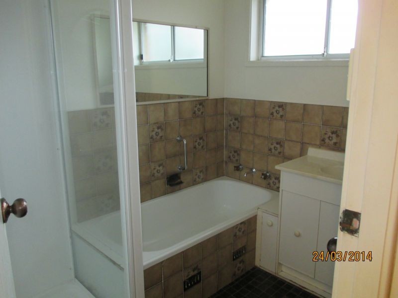 32 Swan Street, Kanwal NSW 2259