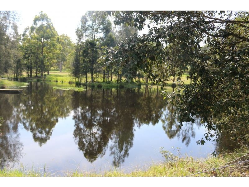 93 Woods Road, Jilliby NSW 2259