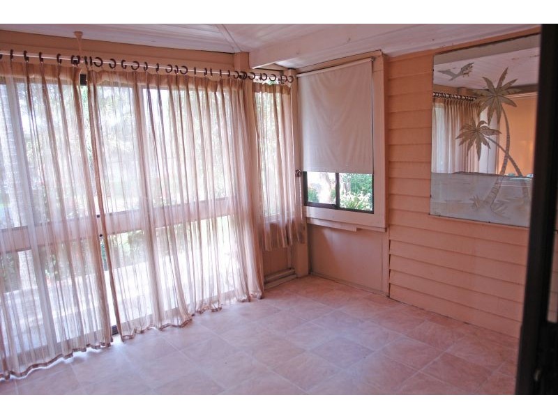 11 South Tacoma Road, Tacoma South NSW 2259