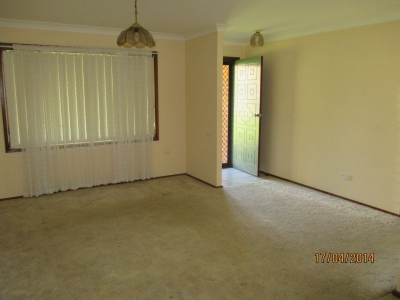 4 Esther Close, Gorokan NSW 2263