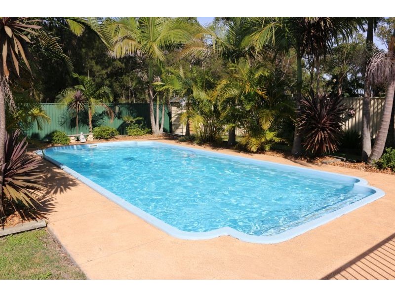 38 Pinehurst  Way, Blue Haven NSW 2262