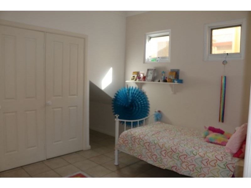 2/13 Mitchell Street, Norah Head NSW 2263