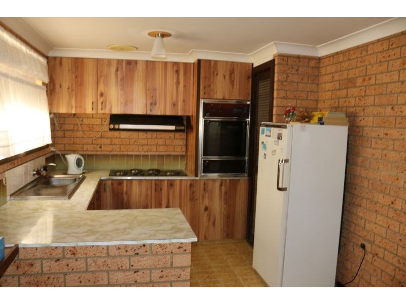 69 Moala Parade, Charmhaven NSW 2263