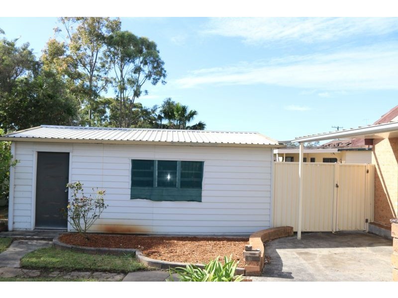 69 Moala Parade, Charmhaven NSW 2263