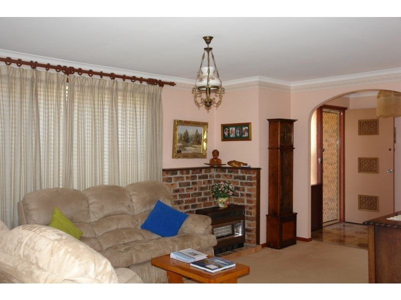 74 Hillcrest Avenue, Tacoma NSW 2259