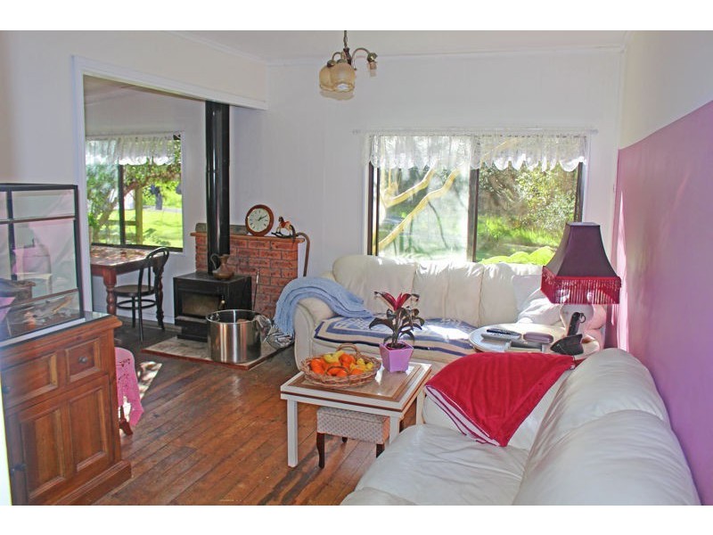 59 Valley Road, Kangy Angy NSW 2258