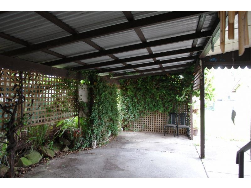 6 Levitt Street, Wyong NSW 2259