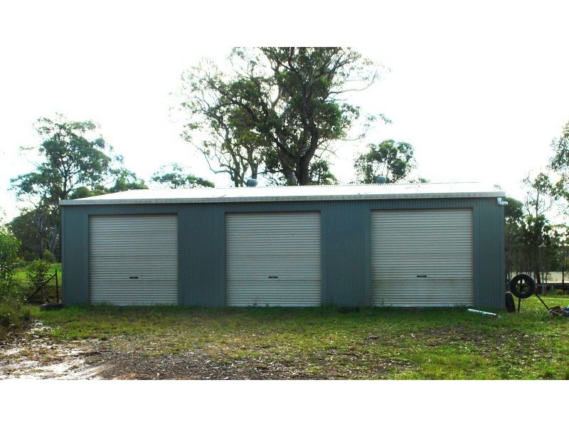 7 Crestwood Road, Jilliby NSW 2259