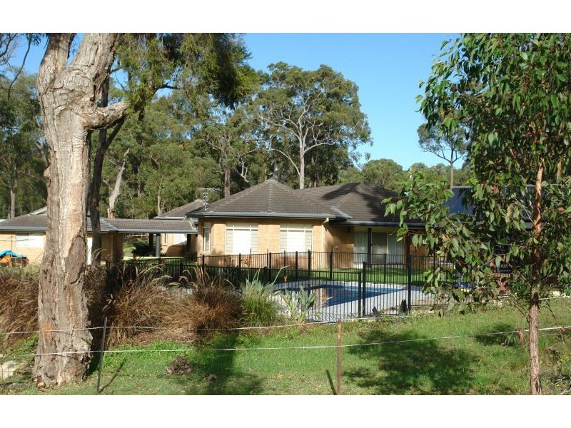 7 Crestwood Road, Jilliby NSW 2259