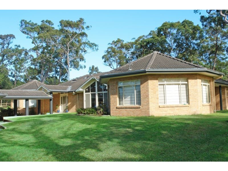 7 Crestwood Road, Jilliby NSW 2259