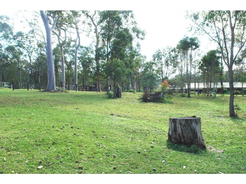 7 Crestwood Road, Jilliby NSW 2259