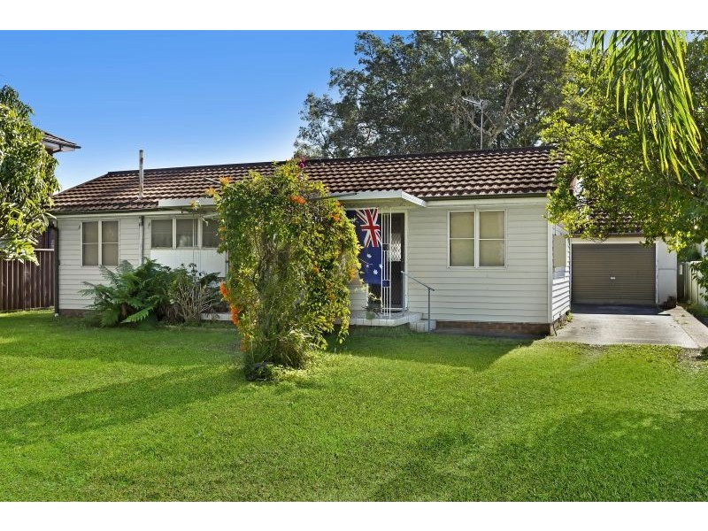 34 Moss Avenue, Toukley NSW 2263