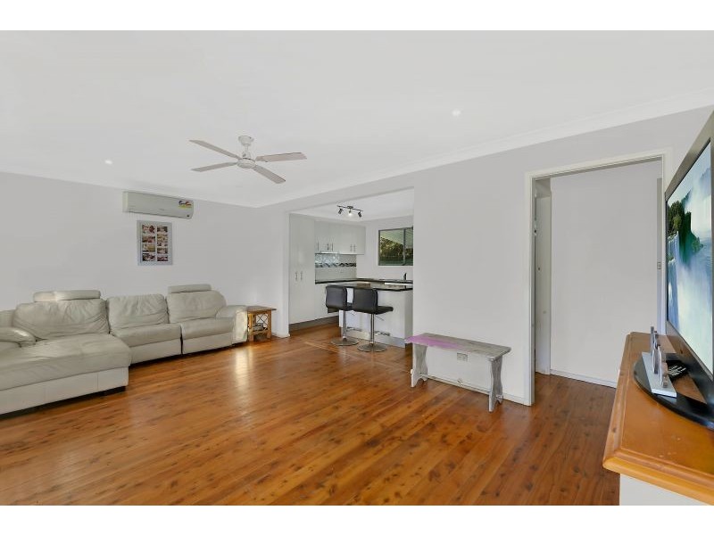 22 Wombat Street, Berkeley Vale NSW 2261