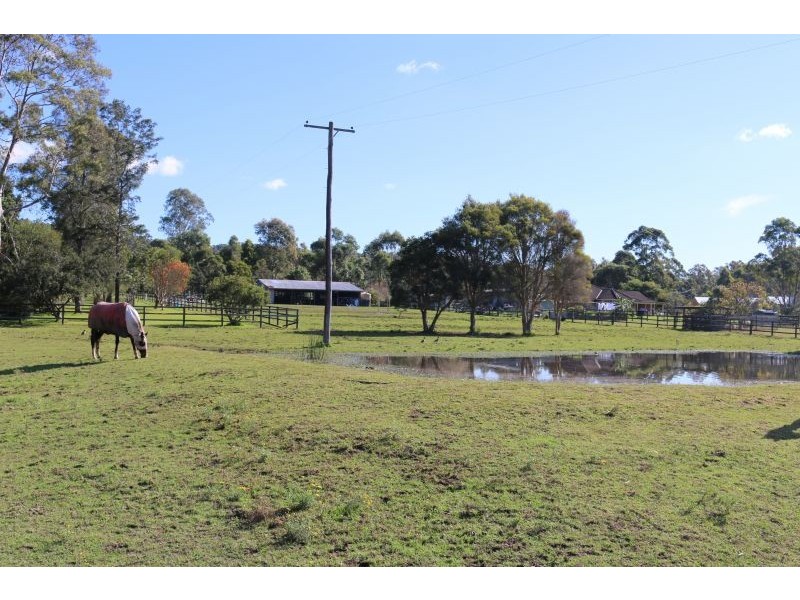 11 Brookfield Close, Jilliby NSW 2259