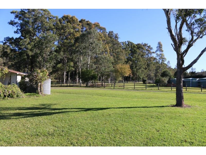 11 Brookfield Close, Jilliby NSW 2259