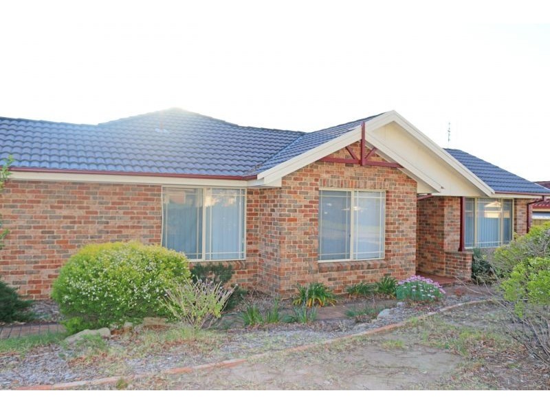 1/7 Dean Avenue, Kanwal NSW 2259