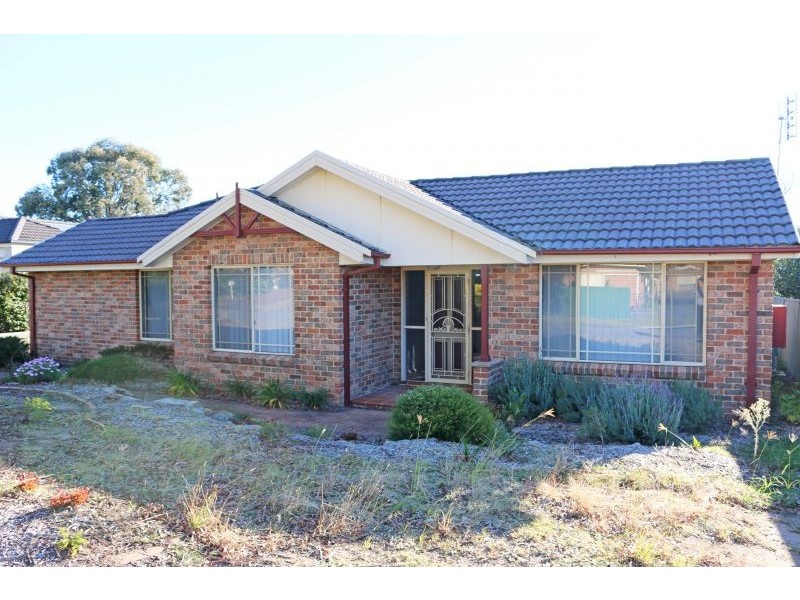 1/7 Dean Avenue, Kanwal NSW 2259