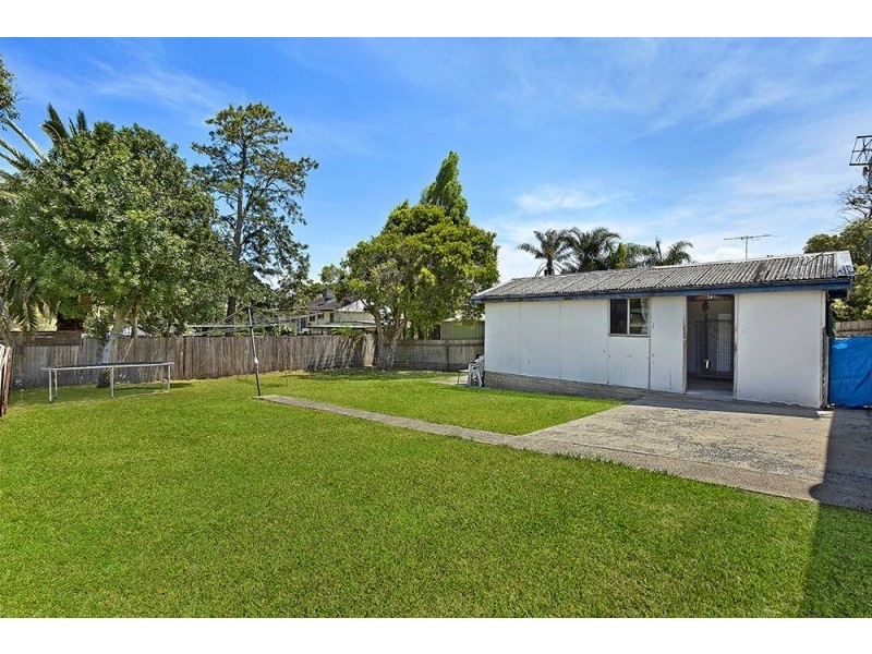 26 Cambridge Avenue, Kanwal NSW 2259