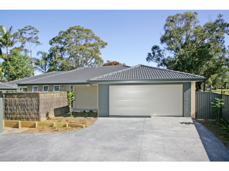 2/44 Goobarabah Avenue, Gorokan NSW 2263