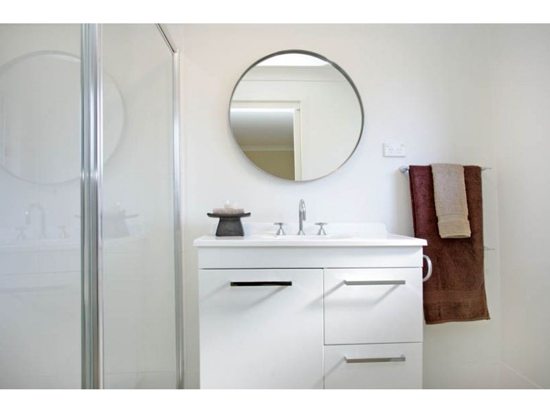 2/44 Goobarabah Avenue, Gorokan NSW 2263